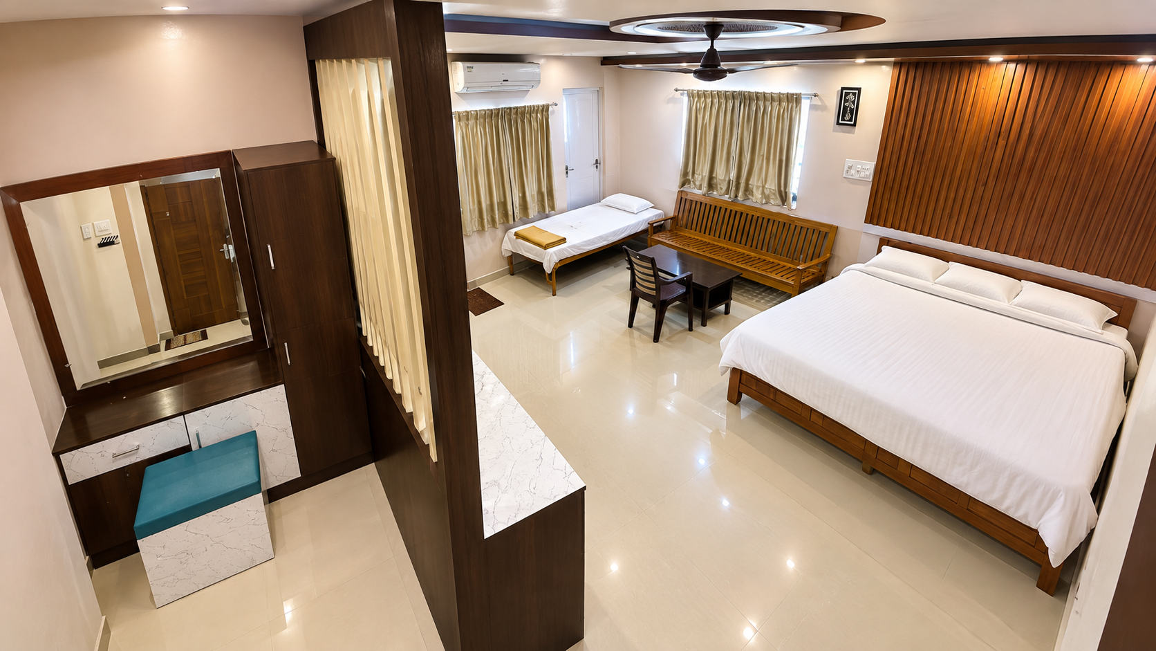 VIP Suite Room Photo 3